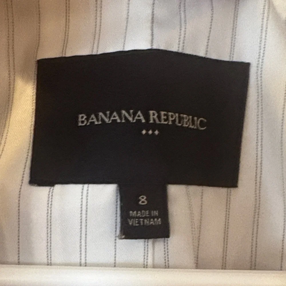 🩶 Banana Republic Tan Blazer - Picture 4 of 13